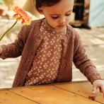 Gebreid vestje (wood), Kinderen en Baby's, Kinderkleding | Maat 110, Nieuw, Meisje, Babyface, Trui of Vest