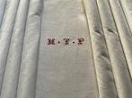 Napoleon 111 Empire beddengoed met 3 initialen M.T.P. -