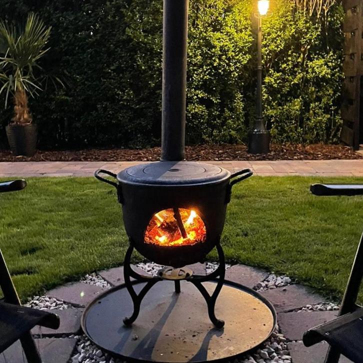 Buitenkachel Vulkaan Gietijzer UIT VOORRAAD LEVERBAAR!, Tuin en Terras, Houtskoolbarbecues, Nieuw, Ophalen of Verzenden