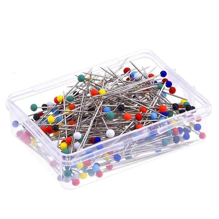 Doosje 50 Gekleurde Spelden - Fournituren - Naaien, Verzamelen, Overige Verzamelen, Verzenden