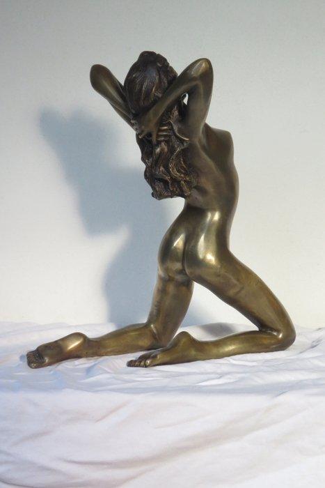 sculptuur, Bronzen naakte dame - 32 cm - Brons, Antiek en Kunst, Curiosa en Brocante