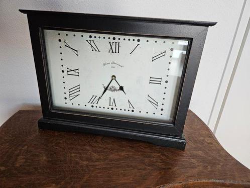 Klok - Hout - 2020 - Brocante klok, Antiek en Kunst, Curiosa en Brocante