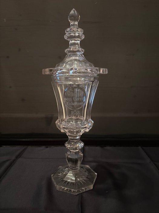 Karaf - Kelch mit Deckel - Kristal - Boheemse kristallen, Antiek en Kunst, Antiek | Glas en Kristal