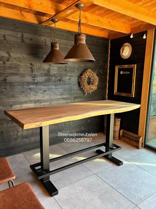 Bartafel boomstamtafels Suar Eiken zelf blad kiezen showroom, Huis en Inrichting, Tafels | Eettafels, Nieuw