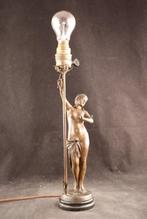 Sculptuur met naakt - Lamp - Composiet, Antiek en Kunst, Antiek | Meubels | Stoelen en Banken