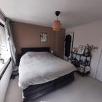 Huisgenootkamer met balkon, tuin en gedeelde werkruimte, Direct bij eigenaar, Amersfoort, Utrecht, (Studenten)kamer