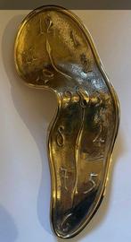 Salvador Dali (1904-1989) - Montre molle en bronze doré, Antiek en Kunst