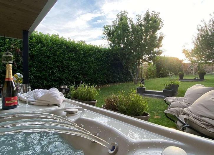 Uniek overnachten in de leukste B&amp;Bs van NL en BE - Boek nu, Vakantie, Bed & Breakfasts en Pensions, Aan zee, Aan meer of rivier