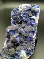 Fluoriet Vrije vorm - Hoogte: 7.8 cm - Breedte: 3.7 cm-, Verzamelen, Mineralen en Fossielen