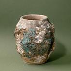 Natasha Breen - Vaas - Klei - Beeldhouwwerk vaas