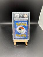 Pokémon - 1 Graded card - Nidoking Reverse Holo 45/108 -, Hobby en Vrije tijd, Verzamelkaartspellen | Pokémon, Nieuw