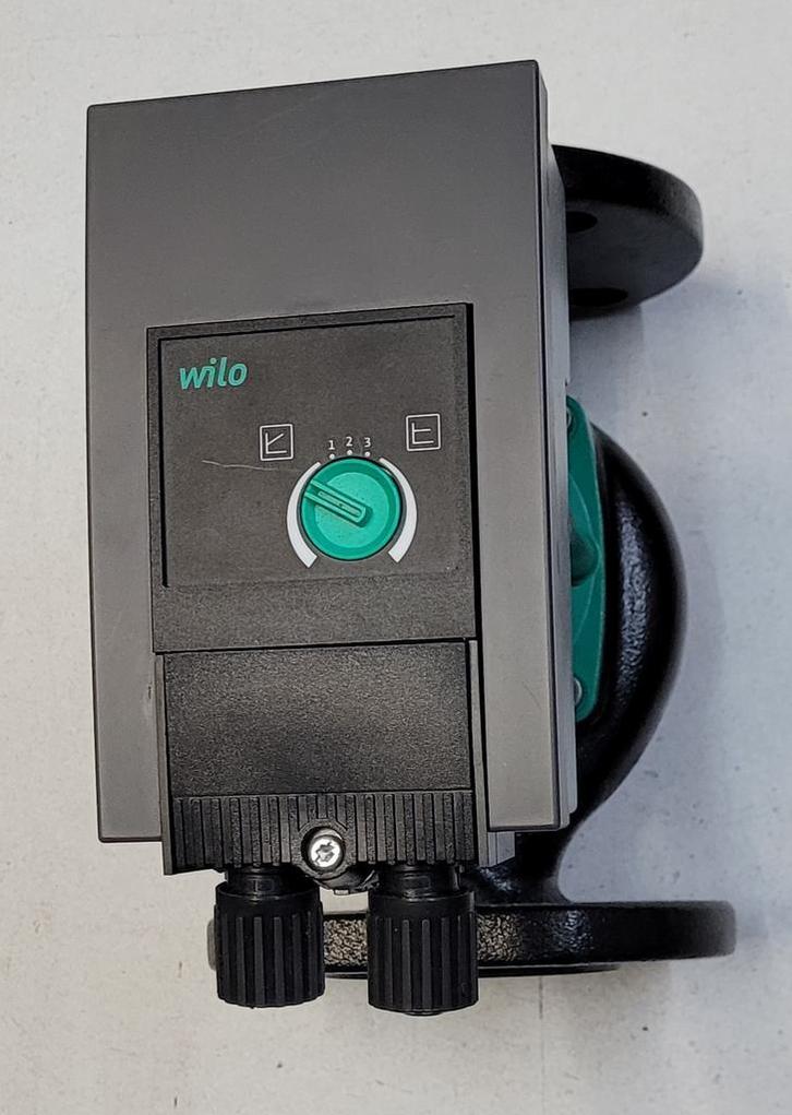 WILO YONOS  MAXO POMP 40/0,5-4 Z.G.A.N 2120645, Doe-het-zelf en Verbouw, Verwarming en Radiatoren, Zo goed als nieuw, Ophalen of Verzenden