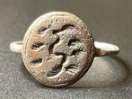 Viking periode Zilver Symbolische zegelring met een, Antiek en Kunst, Antiek | Overige Antiek