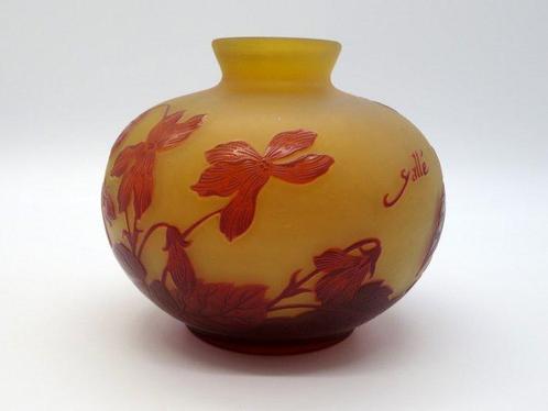 Emile Gallé - Vaas - Wilde Klimop Motief - Cameo glas - Art, Antiek en Kunst, Antiek | Glas en Kristal