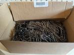 Krammen doos 1 kg  10/40 steekkrammen, Hobby en Vrije tijd, Knutselen, Ophalen of Verzenden, Nieuw
