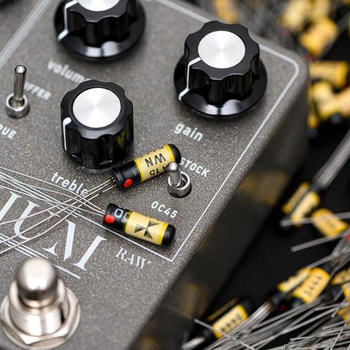 Crazy Tube Circuits Unobtanium Raw dual channel amp-in-a-box, Muziek en Instrumenten, Effecten, Verzenden