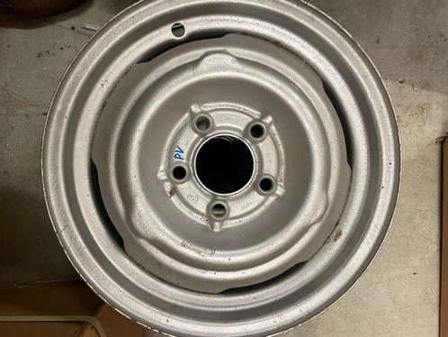Volvo Velg staal 15x5inch 140+164 niet meer leverbaar Volvo, Auto-onderdelen, Besturing, Nieuw, Volvo, Verzenden