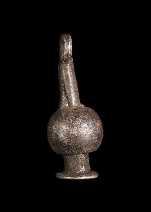 Oude Egypte, Nieuwe rijk Zilver Klaproos Amulet (Zonder, Antiek en Kunst, Antiek | Overige Antiek