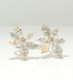 Statement ring - 14 karaat Witgoud - 4.66ct. tw. Diamant