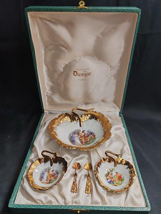 Limoges - danijac - Boterschotel (6) - Porselein, Antiek en Kunst, Antiek | Meubels | Tafels