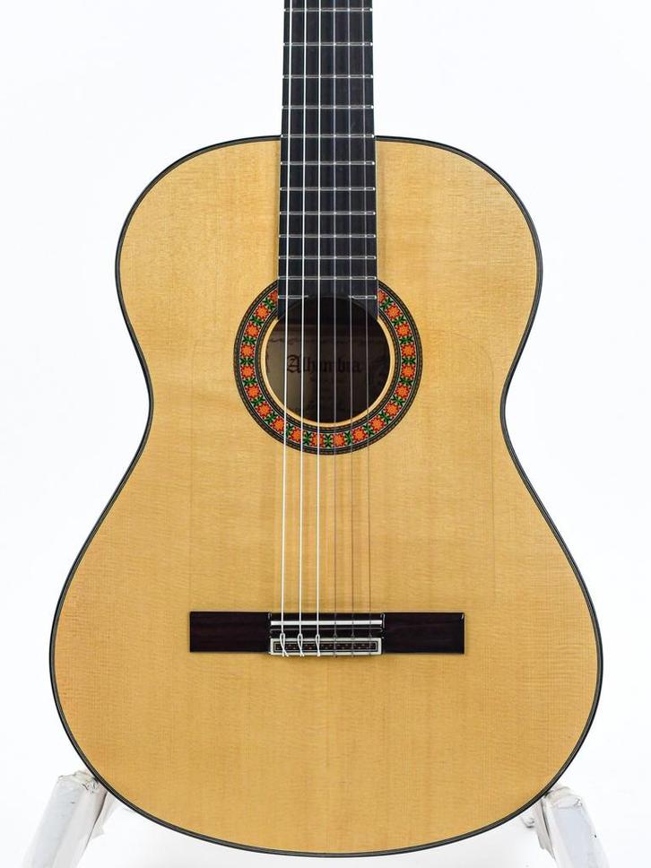 Alhambra 10Fc (Klassieke Instrumenten,Flamenco Gitaren), Muziek en Instrumenten, Snaarinstrumenten | Gitaren | Akoestisch, Klassieke of Spaanse gitaar