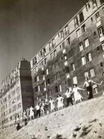 Robert Doisneau (1912–1994) - Les vingts Ans de Josette,