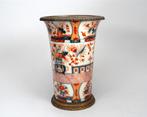 Porseleinen vaas Imari-stijl bronzen montuur, China 20e eeuw, Antiek en Kunst