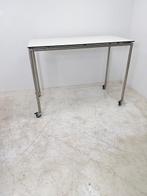 Ahrend Move-it sta tafel op wielen wit volkern RVS 150x75, Vergader- of Presentatieruimte, Ophalen of Verzenden, Gebruikt, Tafel