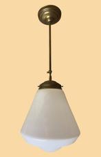 GISO - Lamp - Opaline glas - Mondgeblazen