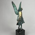 J. Zak (XX-XXI) - Your Angel (bronze 30cm)), Antiek en Kunst, Kunst | Designobjecten