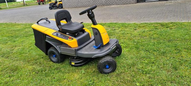 Stiga Swift electrisch zitmaaier NIEUW ACTIE, Tuin en Terras, Zitmaaiers, Nieuw, Elektrische starter, Mulchfunctie, Opvangzak