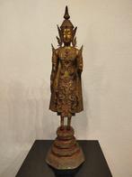 62 cm Boeddhabeeld in verguld brons - Ormolu - Thailand -, Antiek en Kunst