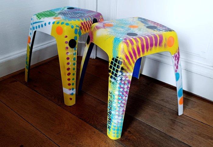 Manuel Fantaisiste - Fauteuil - Plastic, Antiek en Kunst, Antiek | Meubels | Stoelen en Banken