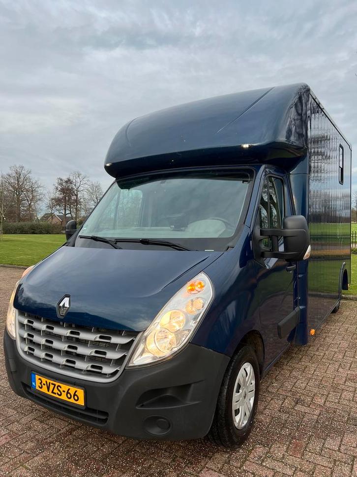 Prachtige en chique paardenwagen uit 2012!, Dieren en Toebehoren, Paarden en Pony's | Trailers en Aanhangwagens, 2-paards trailer
