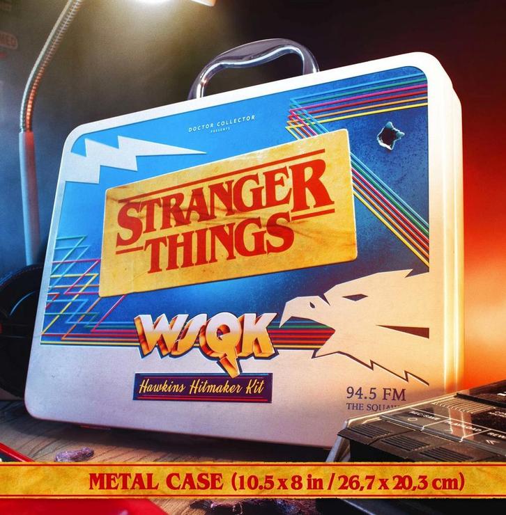 Stranger Things WSQK Kit Demogolden Gold Vinyl Edition, Verzamelen, Film en Tv, Film, Beeldje, Replica of Model, Nieuw, Ophalen of Verzenden