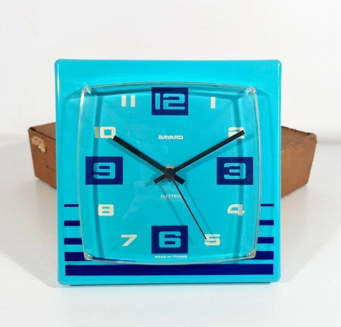 Wandklok - Bayard - hpvc - 1960-1970 - oorspronkelijk doos, Antiek en Kunst, Antiek | Meubels | Stoelen en Banken