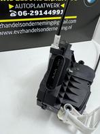 Ford Fiesta Deurslot mechaniek links voor 2012 8A6AA21813AJ, Auto-onderdelen, Gebruikt, Voor, Ford