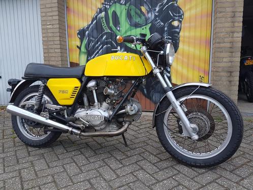 Gezocht Oltimer Motoren/Brommers, Motoren, Motoren | Oldtimers, Overig, Motorrijbewijs A, 2 cilinders, meer dan 35 kW, Ophalen