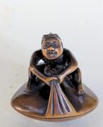 Netsuke, mosselvisser - Hout - Isshinsai  - Japan - Late, Antiek en Kunst