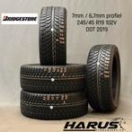 245/45/19 102V Bridgestone winterbanden 7/6,7mm profiel 4X, 19 inch, Band(en), Personenwagen, Gebruikt