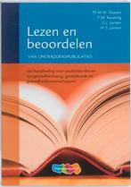 Lezen en beoordelen van onderzoekspublicaties 9789006978063, Boeken, Studieboeken en Cursussen, Zo goed als nieuw