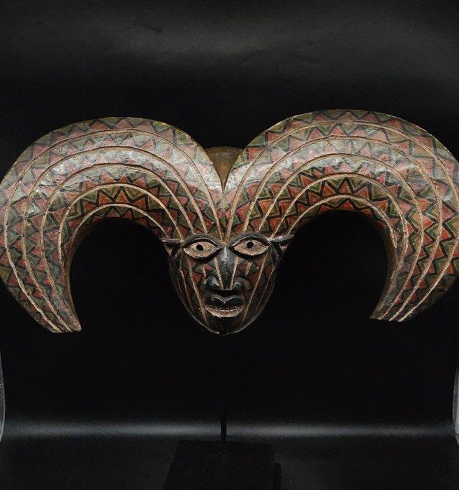 helm - Yoruba - Nigeria (Zonder Minimumprijs), Antiek en Kunst, Kunst | Niet-Westerse kunst