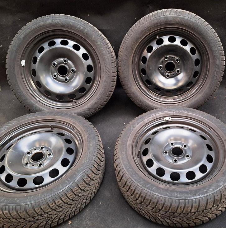 Winterset velgenset winter set Volkswagen 205 55 R16, Auto-onderdelen, Banden en Velgen