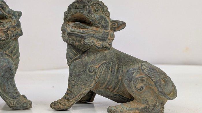 bijzonder natuurlijk gevormde set Tempelleeuwen - Brons -, Antiek en Kunst, Antiek | Overige Antiek