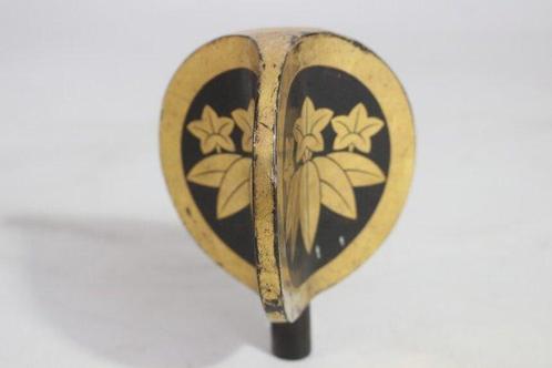 Kabuto - Japan - Ko Umajirushi met Gouden Familie Mon, Antiek en Kunst, Antiek | Overige Antiek