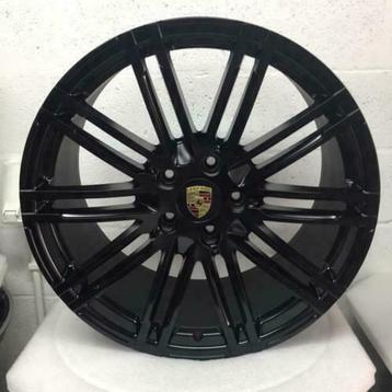 Porsche Macan ORIGINELE 21 Turbo III (GTS) zwart met banden beschikbaar voor biedingen