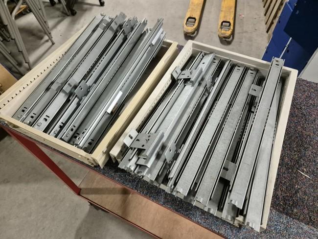 Ladegeleiders / geleiders voor kasten diverse setjes maten, Huis en Inrichting, Kasten | Ladekasten, Gebruikt