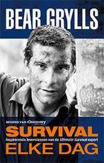 Survival elke dag 9789024562589 Bear Grylls, Boeken, Verzenden, Gelezen, Bear Grylls