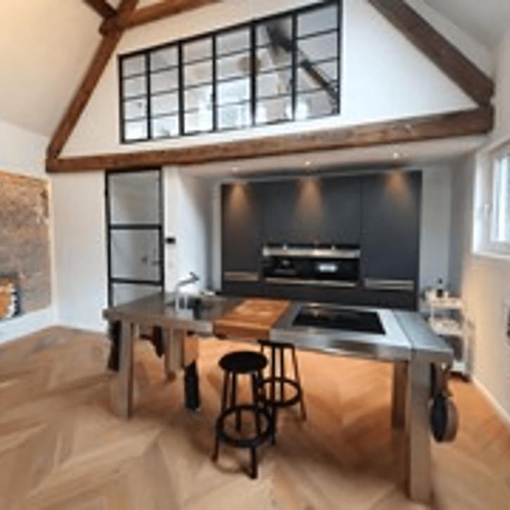 Gemeubileerd appartement met balkon, wasmachine, m..., Huizen en Kamers, Huizen te huur, Direct bij eigenaar, Appartement