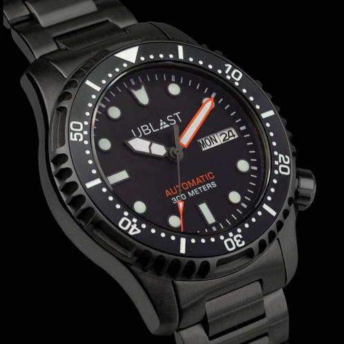 Ublast - Submerged 30 ATM - REF.UBSBM40BKB - Heren - 2025, Sieraden, Tassen en Uiterlijk, Horloges | Heren